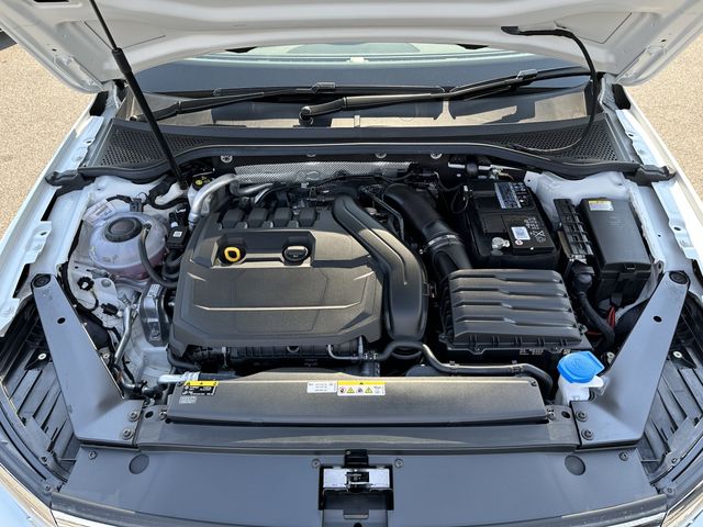 VolksWagen PASSAT VARIANT 2022-12 13214-29