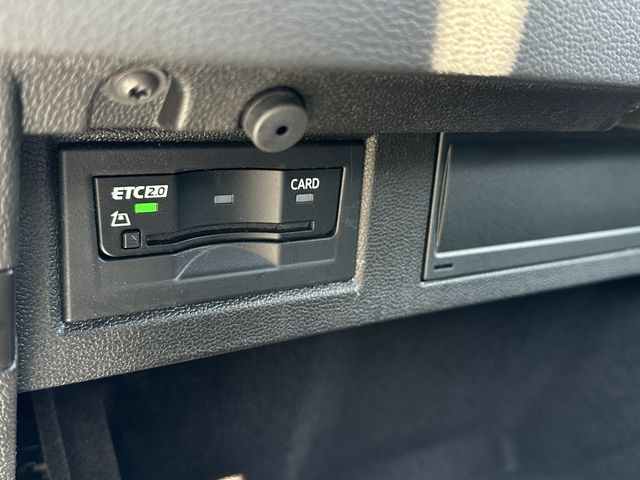 VolksWagen PASSAT VARIANT 2022-12 13214-10