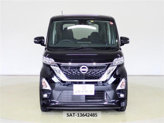 Nissan ROOX 2022-03 324143-4
