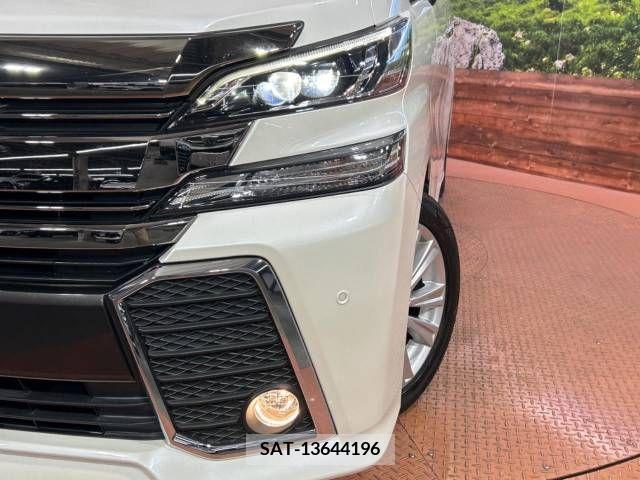 Toyota VELLFIRE 2017-11 345770-12