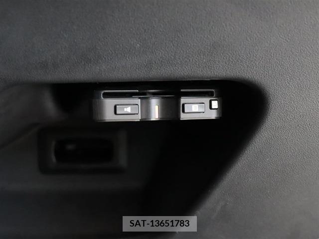 Mitsubishi MIRAGE 2018-10 279728-3