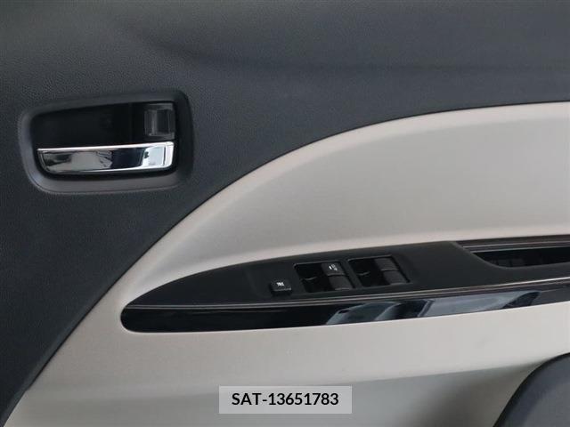 Mitsubishi MIRAGE 2018-10 279728-4