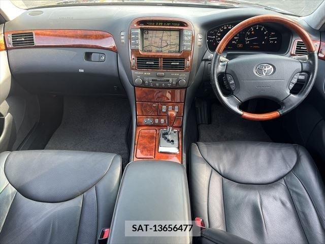 Toyota CELSIOR 2004-01 233486-18