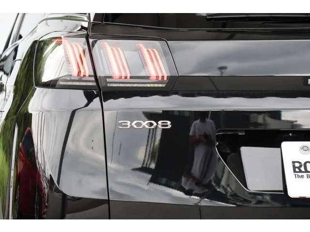 Peugeot 3008 2023-06 11289-5