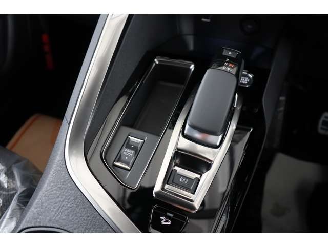 Peugeot 3008 2023-06 11289-20
