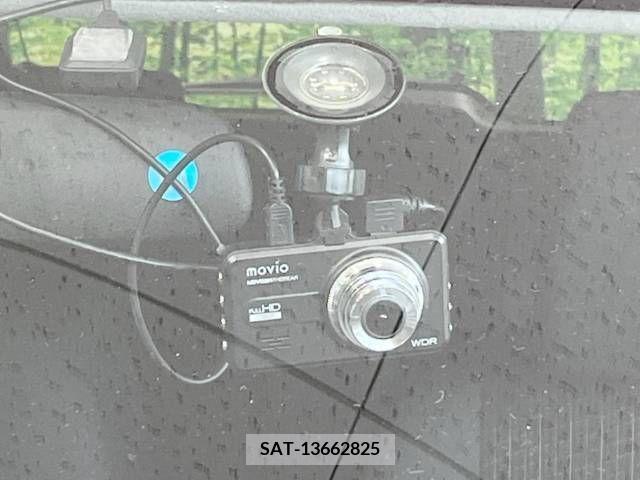 Suzuki SWIFT 2013-09 320908-4