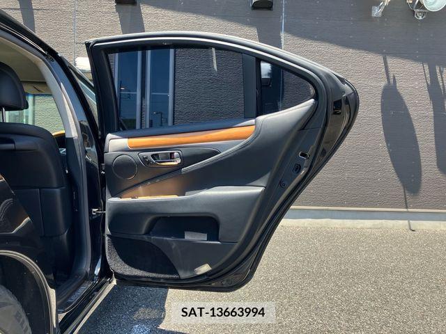 Lexus LS 2016-08 239681-18