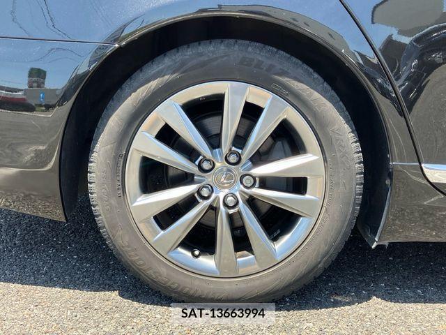 Lexus LS 2016-08 239681-19