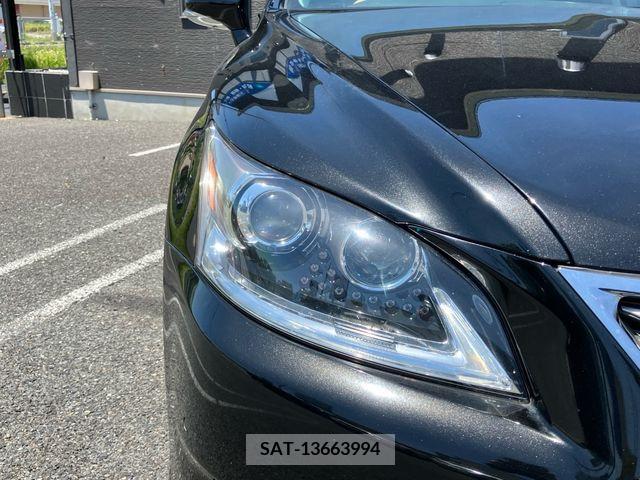 Lexus LS 2016-08 239681-21