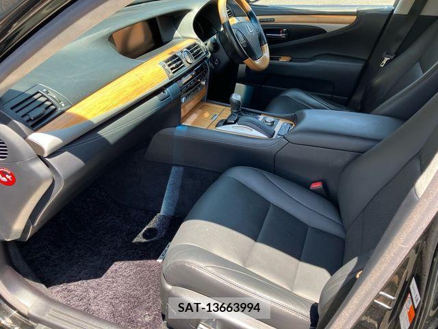 Lexus LS 2016-08 239681-4