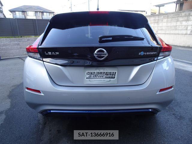 Nissan LEAF 2019-09 209424-3