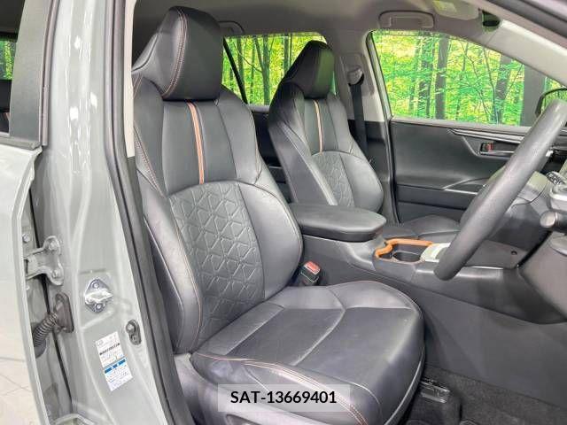 Toyota RAV4 2019-06 313098-8
