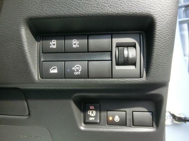 Mitsubishi DELICA MINI 2023-07 28180-8