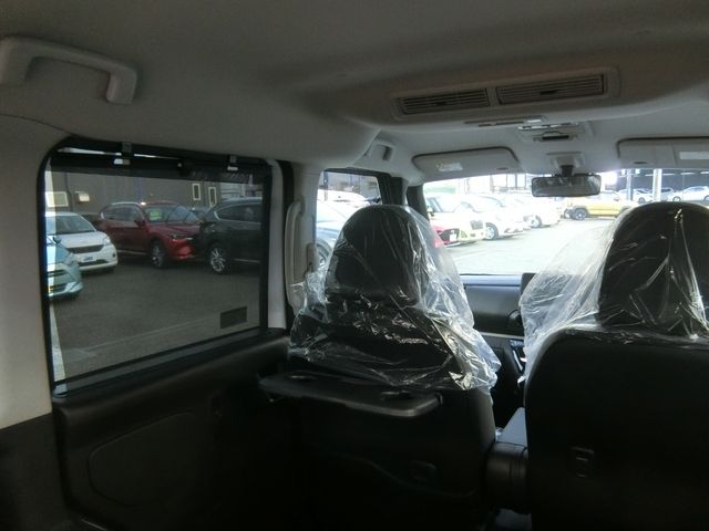 Mitsubishi DELICA MINI 2023-07 28180-10