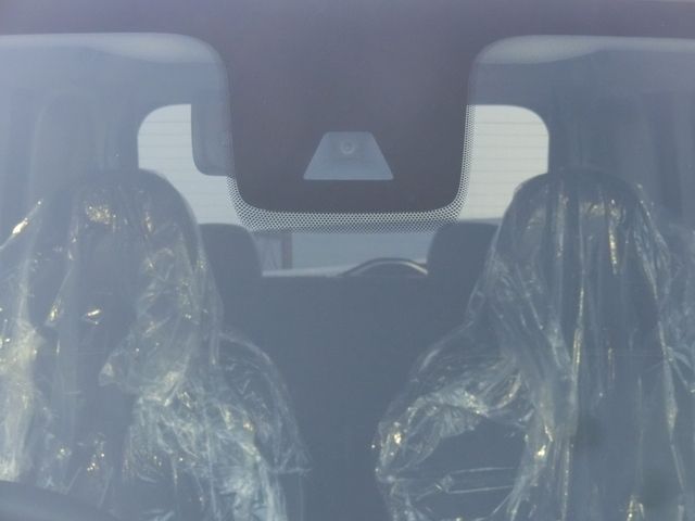 Mitsubishi DELICA MINI 2023-07 28180-13