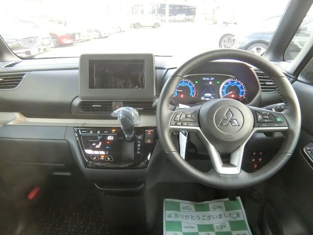 Mitsubishi DELICA MINI 2023-07 28180-2