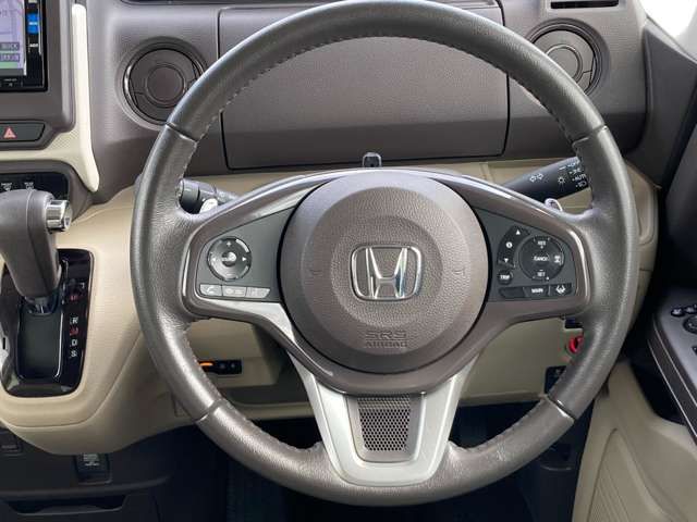 Honda N BOX 2018-05 2068-8