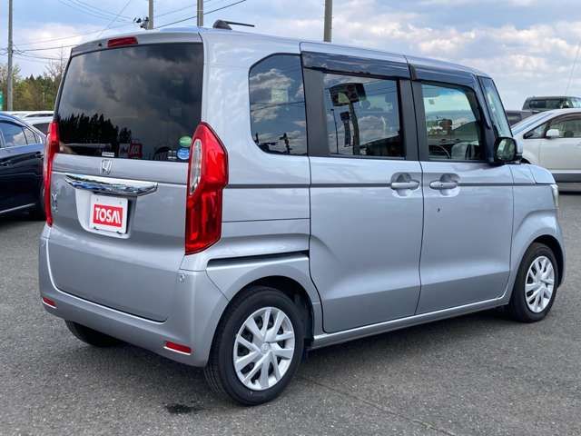 Honda N BOX 2018-05 2068-1