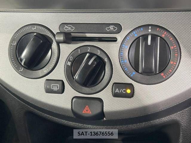 Nissan NOTE 2009-04 340638-6