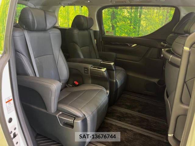 Toyota ALPHARD 2021-12 299527-9