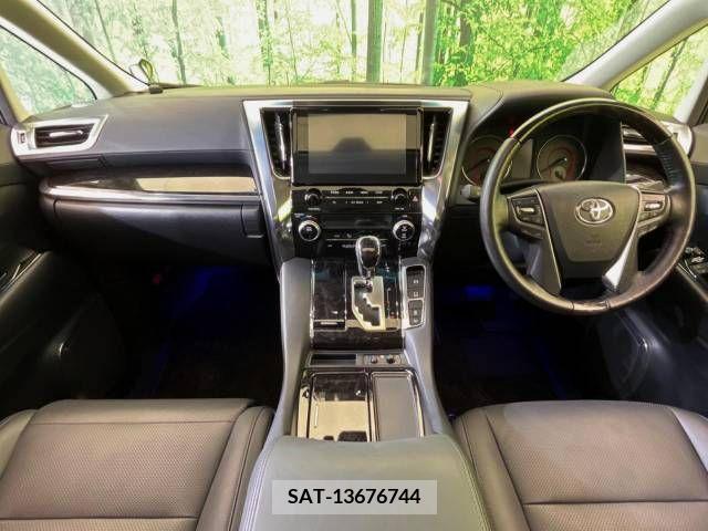Toyota ALPHARD 2021-12 299527-1