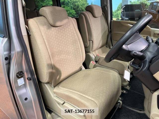 Nissan SERENA 2006-02 385327-6