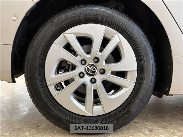Toyota PRIUS 2017-10 281976-17