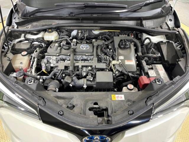Toyota C-HR 2019-06 192851-18