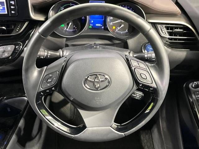 Toyota C-HR 2019-06 192851-10