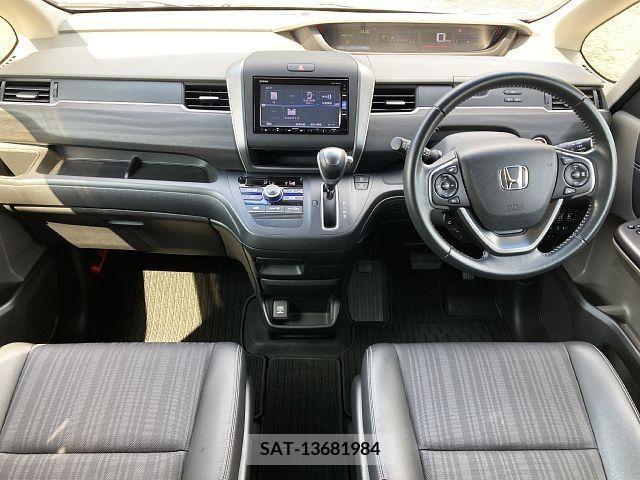 Honda FREED 2017-10 360539-1