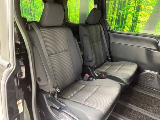 Toyota VOXY 2019-01 190701-9