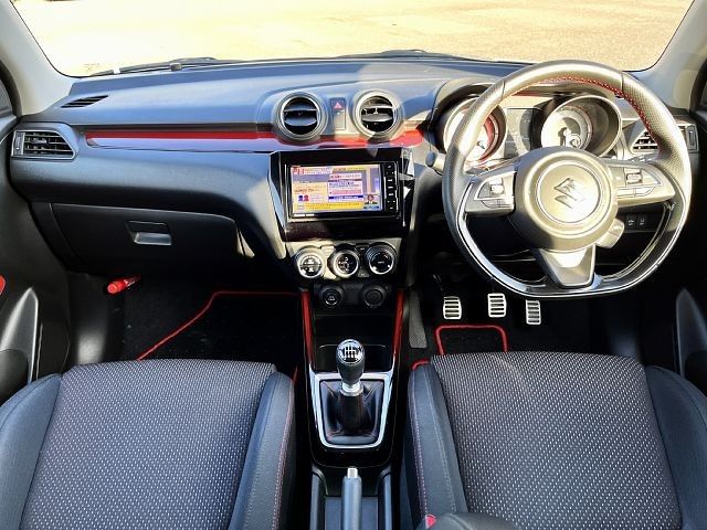 Suzuki SWIFT 2018-02 23038-1