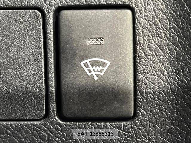 Toyota MARK X 2011-12 304415-6