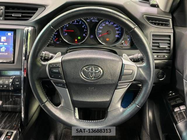Toyota MARK X 2011-12 304415-11