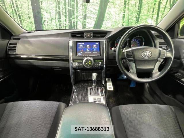 Toyota MARK X 2011-12 304415-1