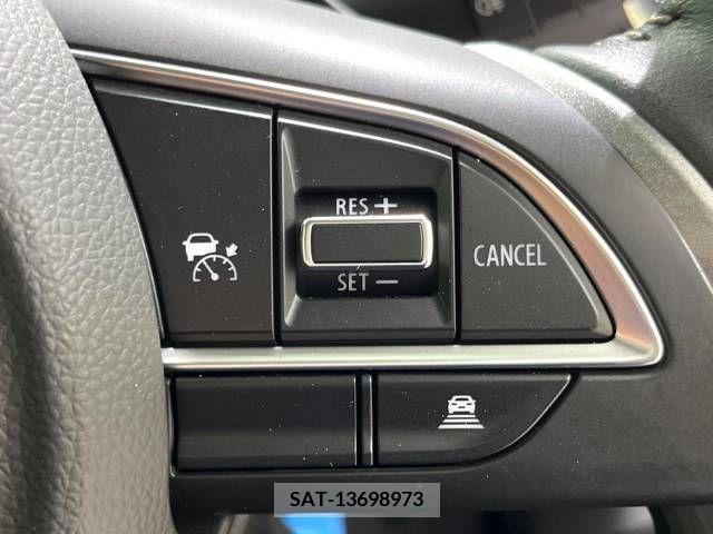 Suzuki SWIFT 2023-03 347850-7