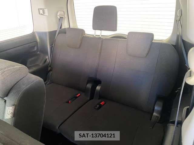 Toyota ESQUIRE 2017-02 297232-7