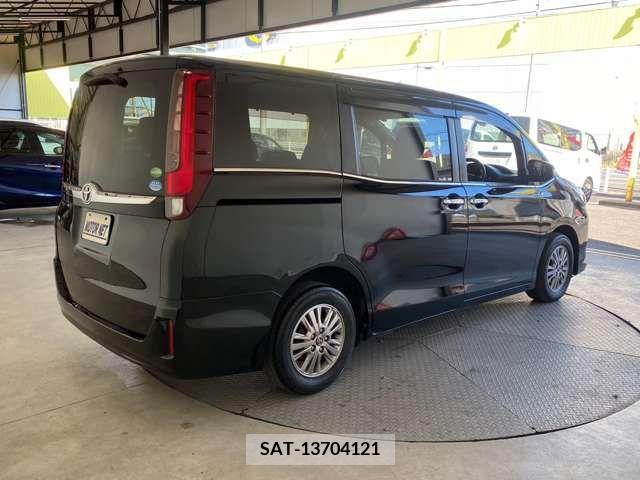 Toyota ESQUIRE 2017-02 297232-19