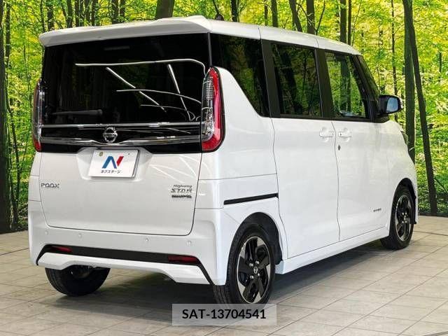 Nissan ROOX 2022-08 363105-17