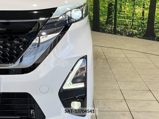 Nissan ROOX 2022-08 363105-12