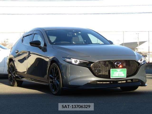 Mazda MAZDA3 2022-01 224072-2