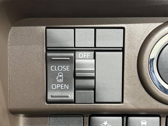 Toyota ROOMY 2023-05 188670-3