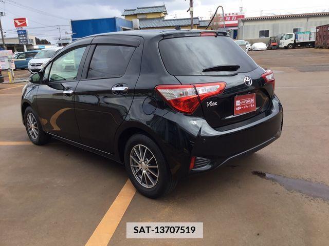Toyota VITZ 2019-01 370159-7