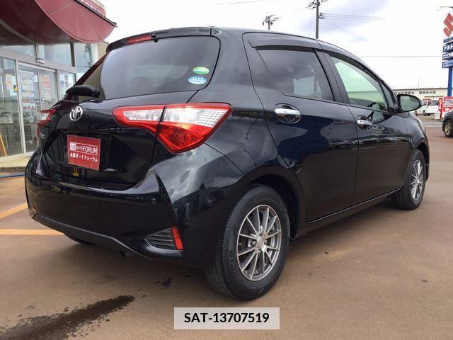 Toyota VITZ 2019-01 370159-2