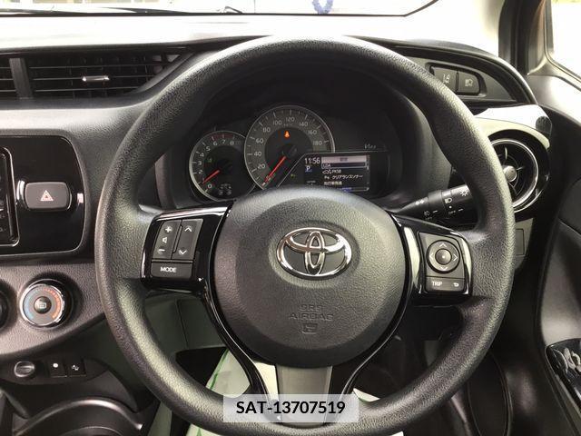 Toyota VITZ 2019-01 370159-17