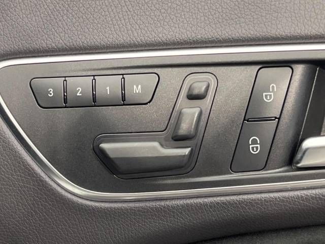 Mercedes Benz CLA-CLASS 2014-10 184986-5