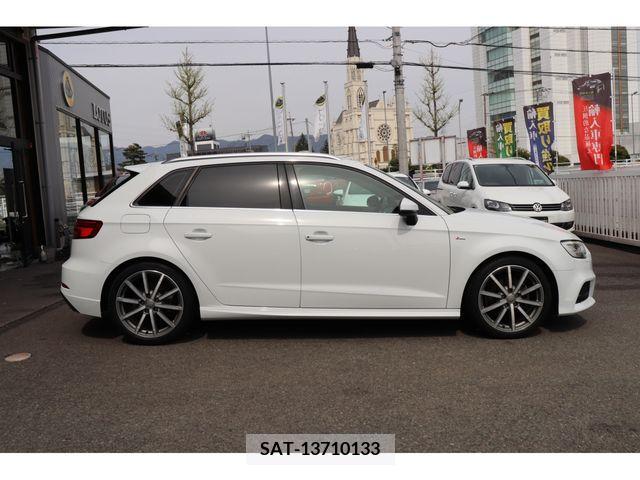 Audi A3 2018-05 242313-3