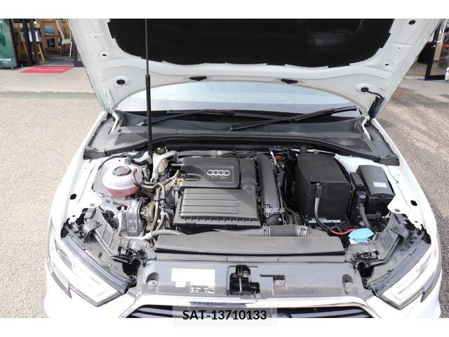 Audi A3 2018-05 242313-18