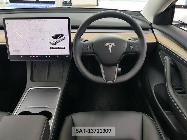 Tesla MODEL 3 2022-02 287612-10
