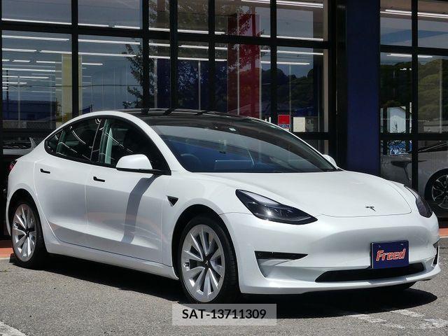 Tesla MODEL 3 2022-02 287612-4